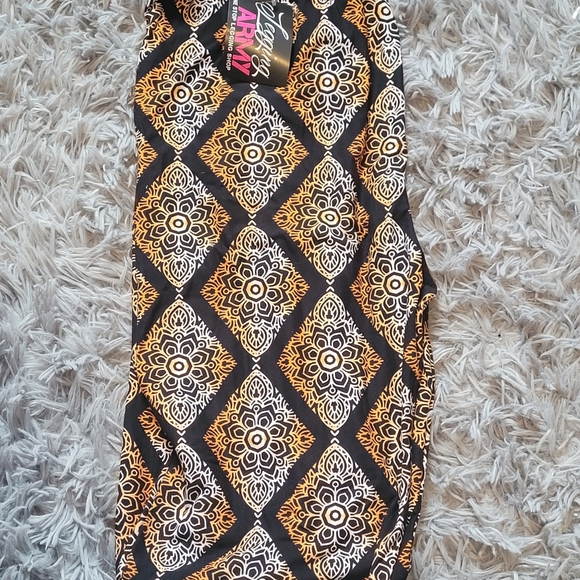 NWT Super Soft Leggings - Picture 1 of 1